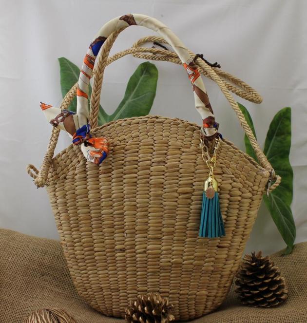 Feminine Handwoven Water Hyacinth Wicker Handbag