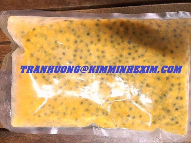 FROZEN PASSION FRUIT PULP WITH SEEDS