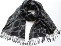 Jacquard scarf for Winter