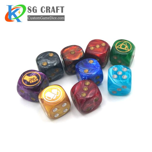 custom pattern plastic dice set