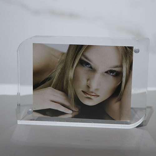 Vertical acrylic crystal photo frame