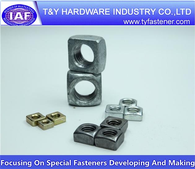 Square Nuts Din 557 Class 6 /8 Manufacture