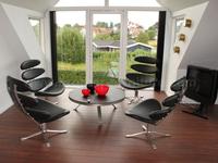 corrona chair