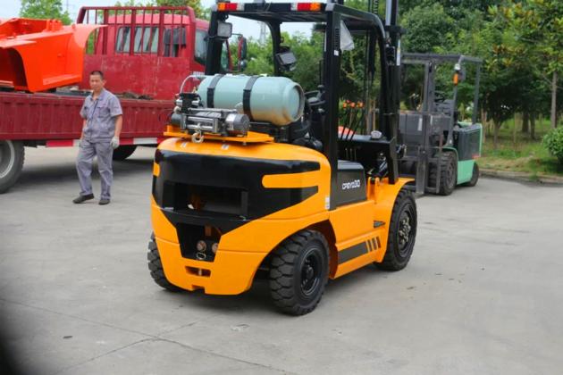 FG30L-LPG forklift Gas Powered Forklift Trucks