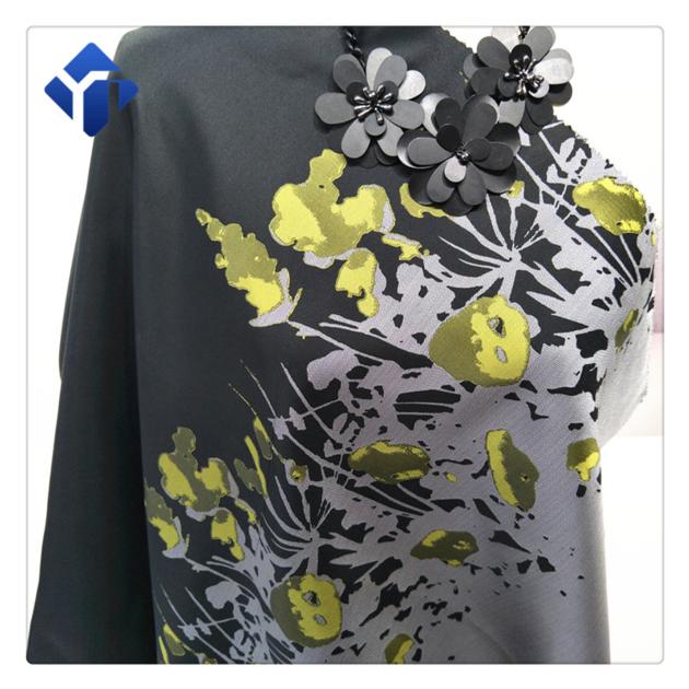Low price yarn dyed jacquard polyester fabric for women dresses