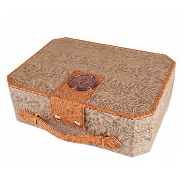 Customized Luxury Lacquer Wooden Wine Box