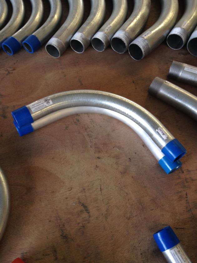 90 Degree Conduit Elbow Pulling Cable