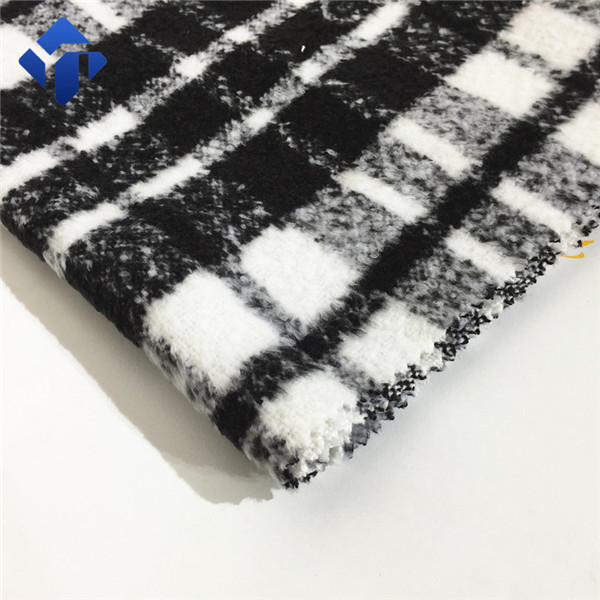 Hot selling and low price100% polyester check boucle fabric for clothing