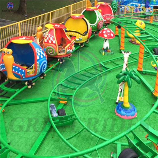 Funfair rides family amusement games 5 cars 20 seats snail spinning mini roller coaster