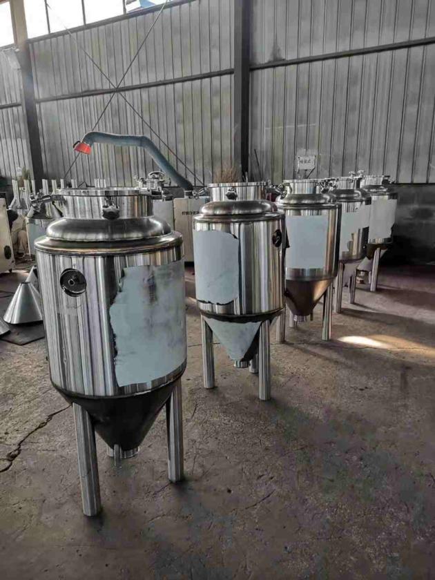 100L fermenters for homebrew in stock