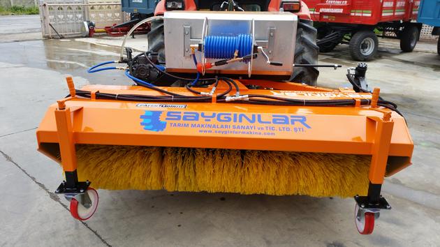 TRACTOR MOUNTED ROAD SWEEPER  ( WITH BUCKET)