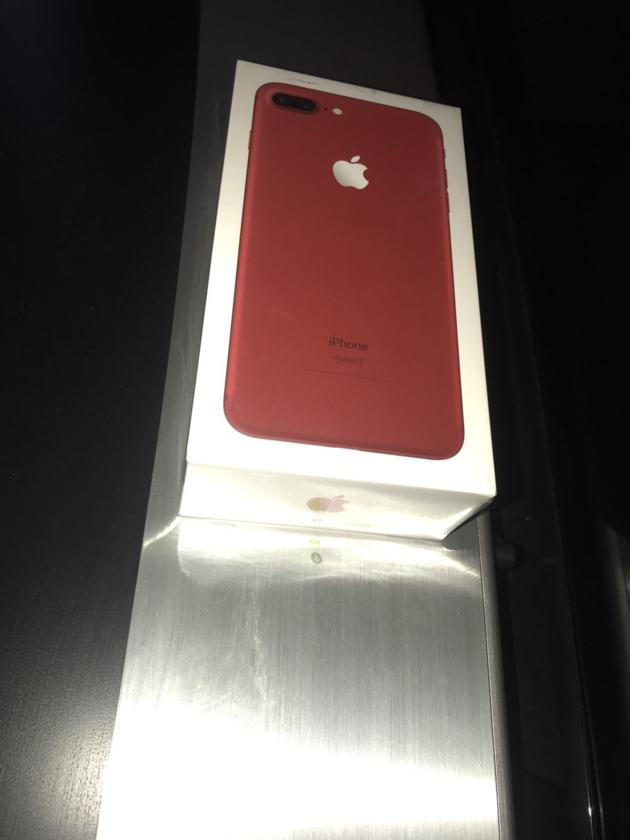 Apple iPhone 7 Plus RED