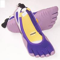 Fivetoeshoes20010