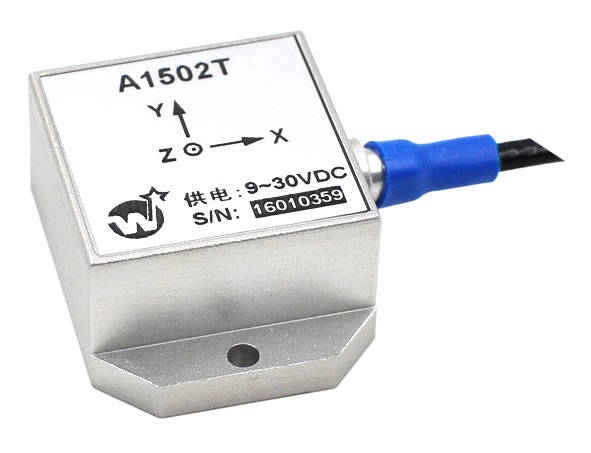 TRIAXIAL  ACCELEROMETER A150T