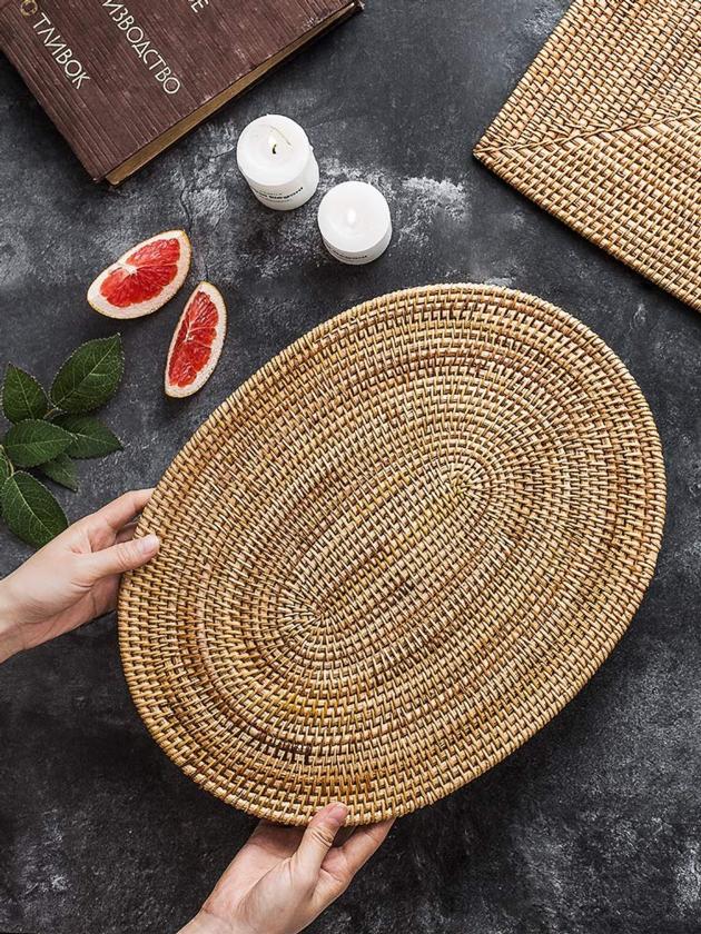 Ellipse Traditional Straw Rattan Place Mats