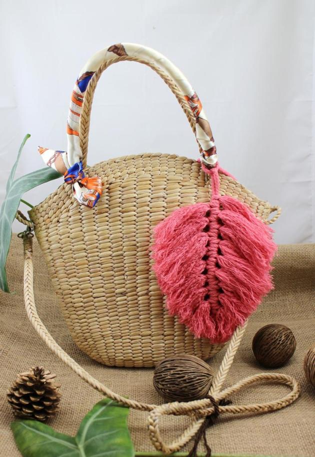 Feminine Handwoven Water Hyacinth Wicker Handbag