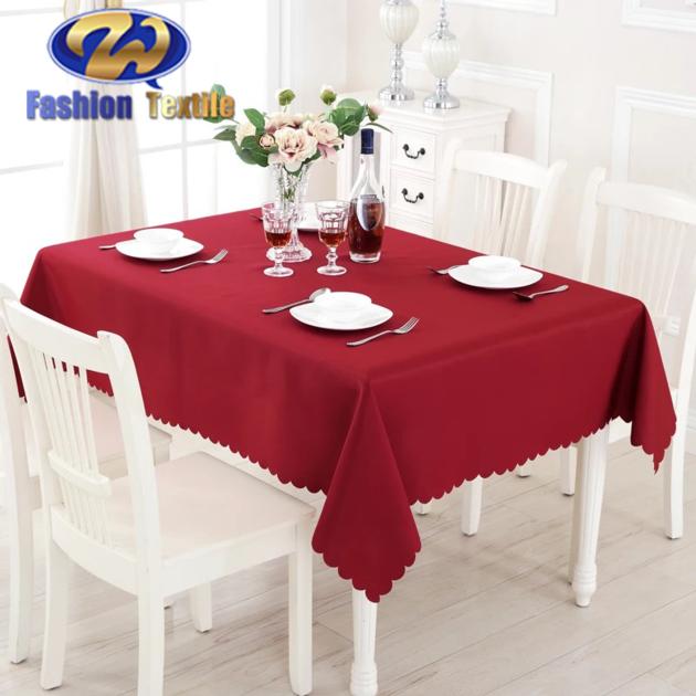 Rectangle red table covers for wedding