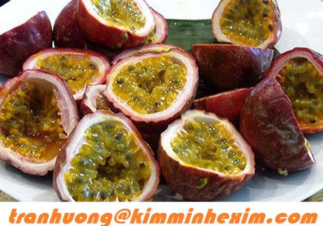 FROZEN PASSION FRUIT WHOLE HALF CUT