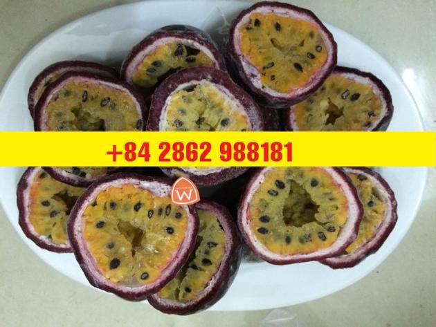 FROZEN PASSION FRUIT WHOLE HALF CUT