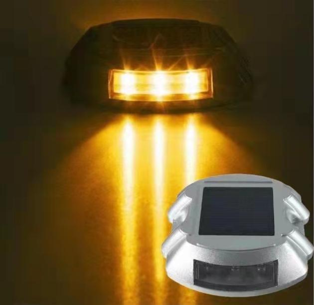 Solar Road Stud