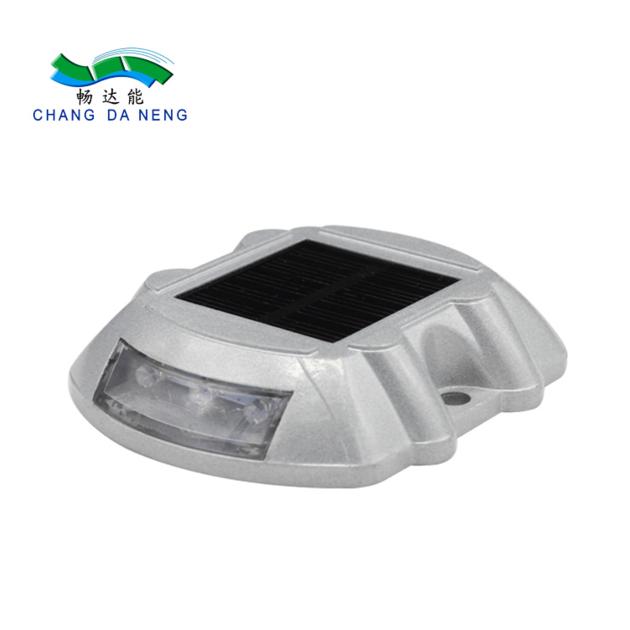 Solar road stud