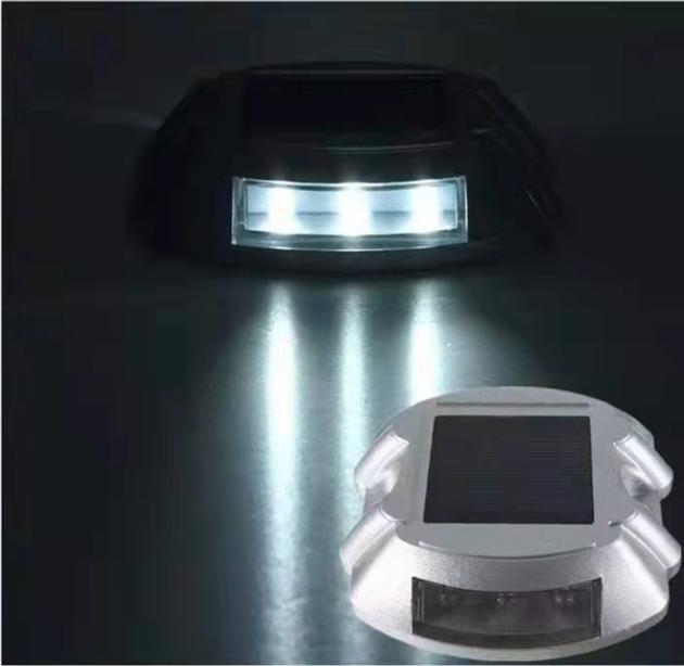 Solar Road Stud