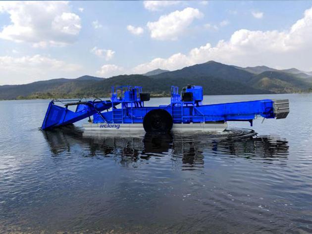 Aquatic Weed Harvester