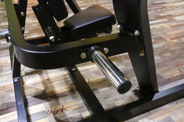 A 01 Chest Press