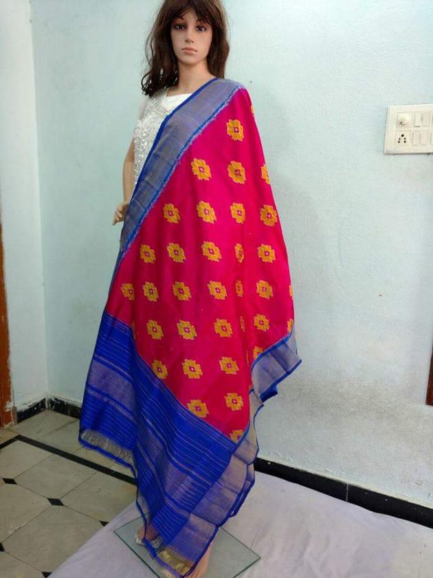 Handloom Ikkat dupatas 
