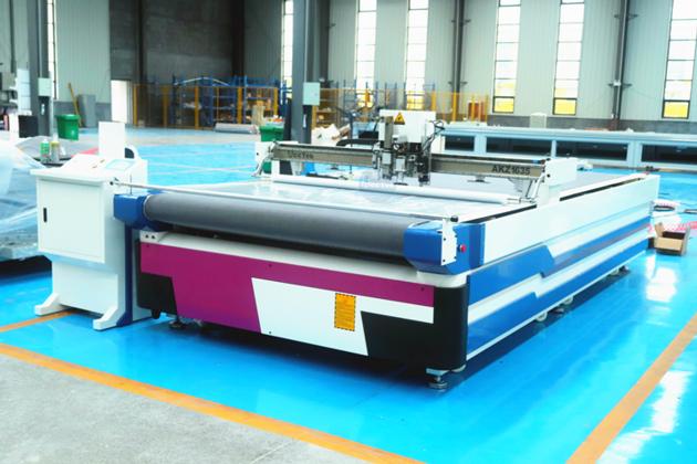 Cnc Digital Oscillating Knife Cutting Machine