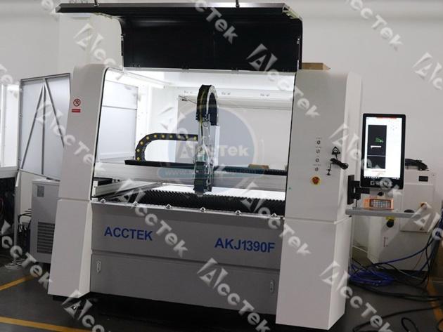 Small Precision Fiber Laser Cutting Machine