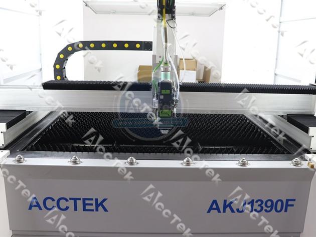 Small Precision Fiber Laser Cutting Machine