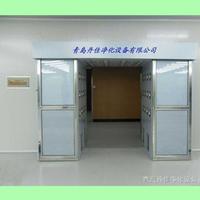 Cargo shower room