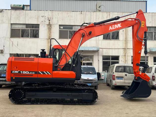 AEMK DX150LC C Excavator DOOSAN CUMMINS