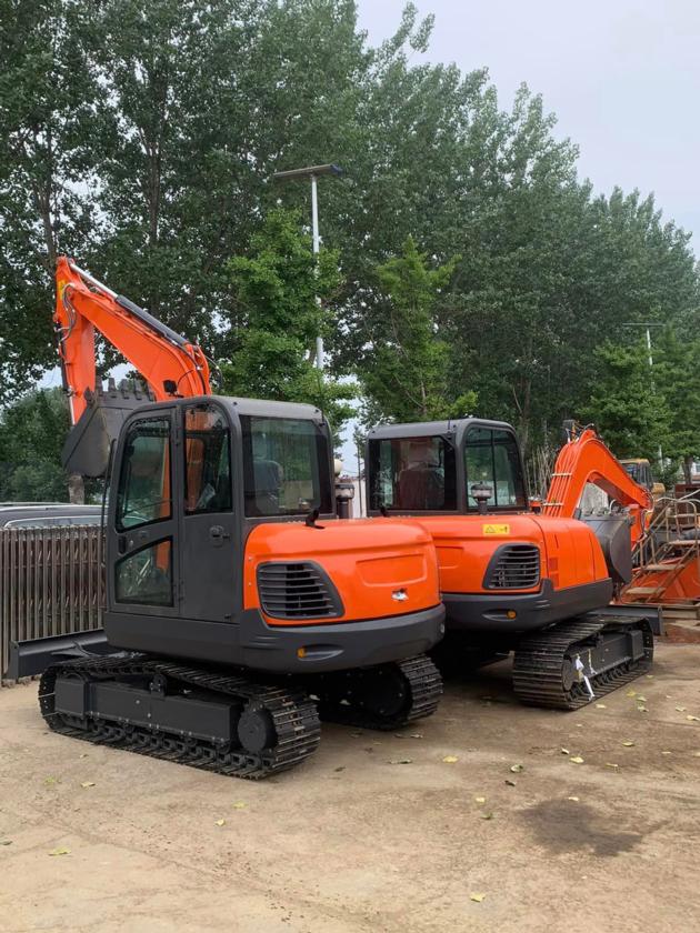 AEMK DX60LC C Excavator DOOSAN CUMMINS
