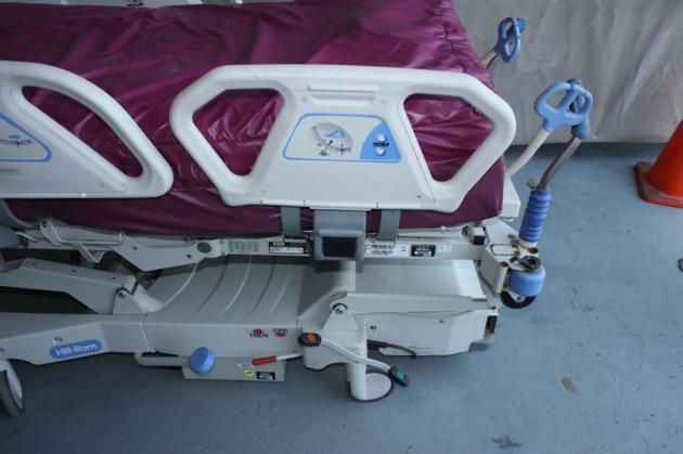 HB P1900 Beds W Mattress