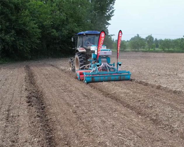 8 12 Rows Tractor Planting Machine