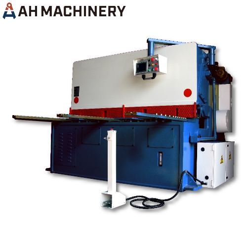 Shearing Machines for (Hydraulic Guillotione, NC Swing Arm, Economy)
