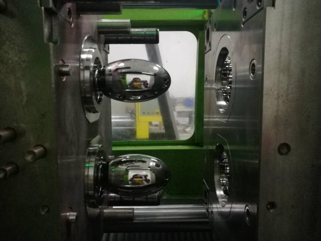 Liquid Silicone Rubber LSR Negative Pressure