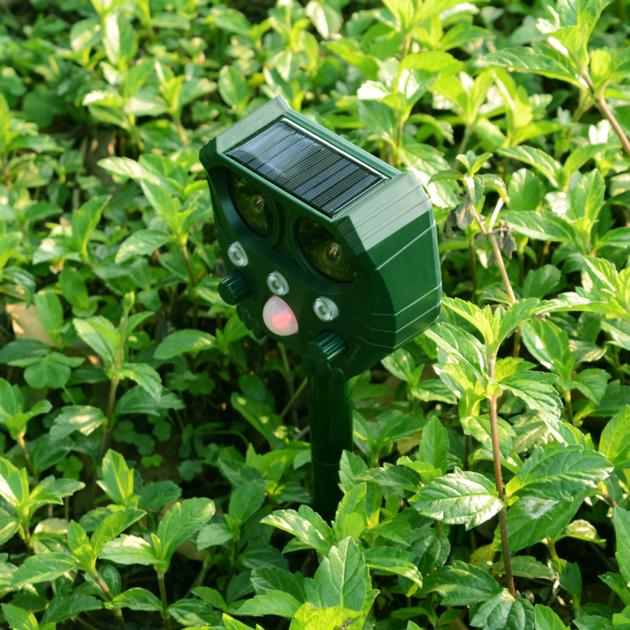 Outdoor Garden Yard Solar Powered Ultrasonic