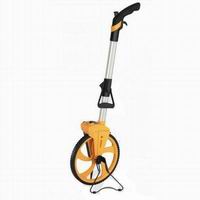 Distance counter with wheel