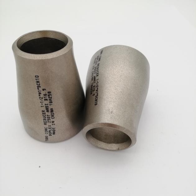 Butt-welding Pipe Fittings Butt-welding Concentric Reducer ASTM A815 UNS S32950 1-1/2*1''Schedule 10