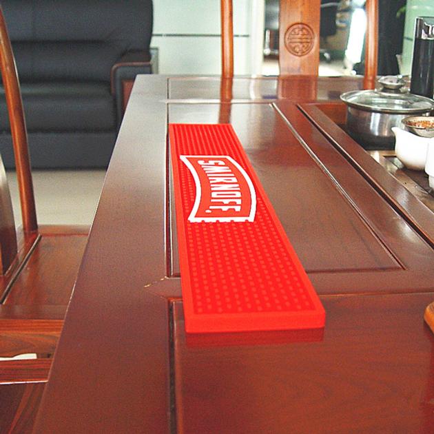 The popular soft rubber customized design bar mats