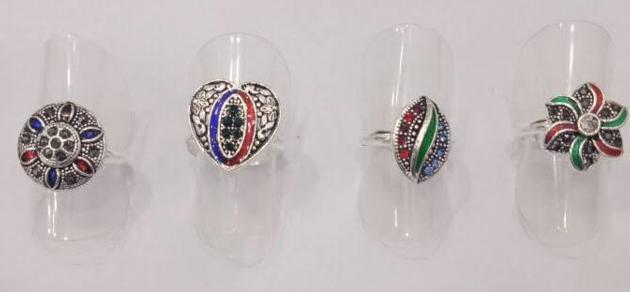 Aman elegant Multi Stone Silver Toe Ring