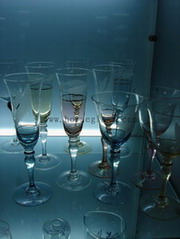 red wine glass, glassware,glass cup