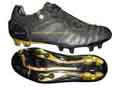 Soccer shoes