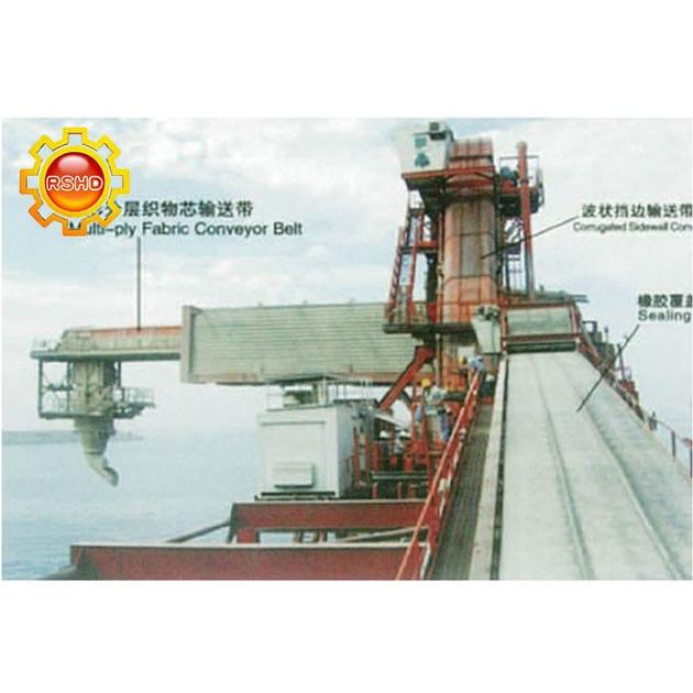 Raised edge belt