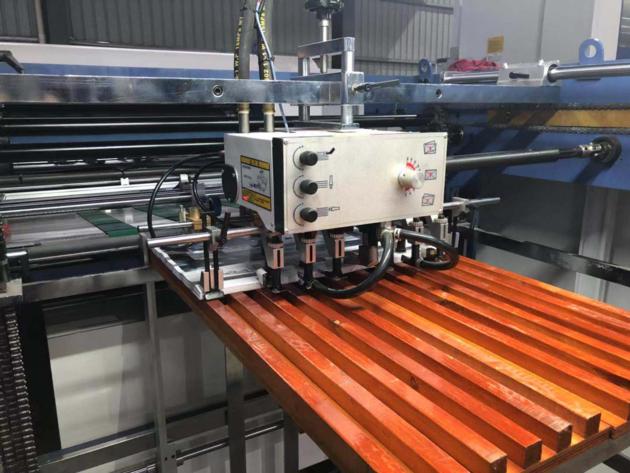 ZWFM 1100 Automatic Hot Thermal Laminating