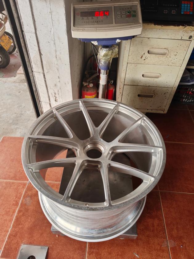 MAGNESIUM FORGED WHEEL