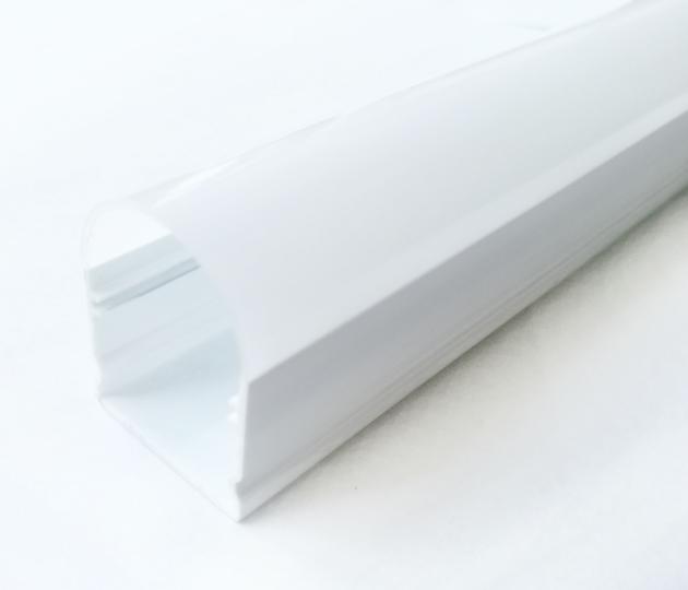 Co-Extruded lens for linear light